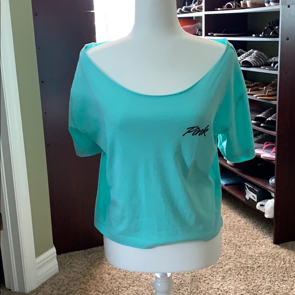 NWT pink cropped tee